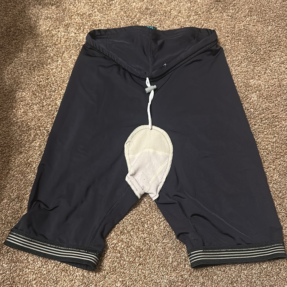 NIKE ACG Cycling/Compression Shorts M/L - Picture 5 of 5